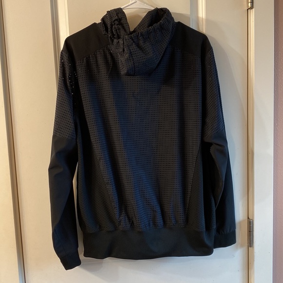 Champion Jacket - Picture 6 of 10